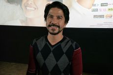 Ariyo Wahab Merasa Karakternya Terlalu Baik dalam Film Down Swan