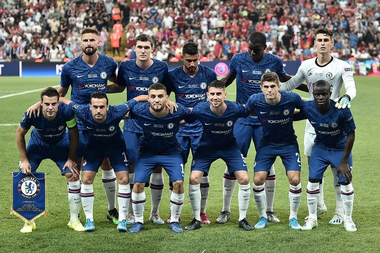 Tim Chelsea berpose sebelum laga UEFA Super Cup 2019 melawan Liverpool di Stadion Besiktas Park, Istanbul, Turki, Rabu (14/8/2019).