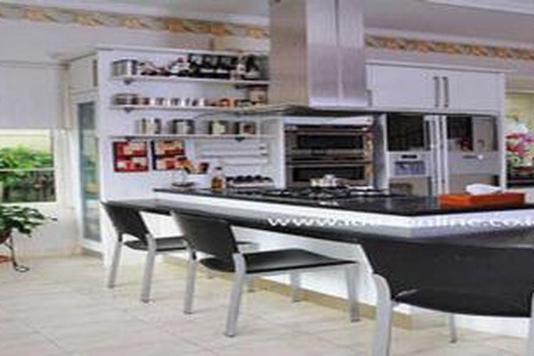 Meja Makan Menyatu dengan Kompor: Serasa Restoran Jepang