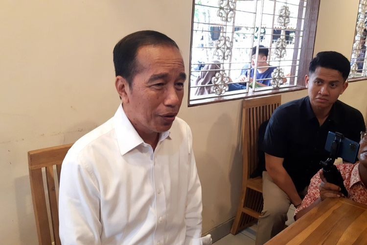 Jokowi, Peradi Bersatu dan Tudingan Ijazah Palsu...