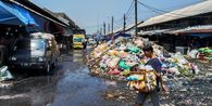 Bikin Dedi Mulyadi Kaget, Ini Penyebab Pasar Induk Caringin Bandung Menjadi Lautan Sampah