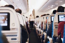 Tips Pilih Kursi dan Cara Hindari Mual di Pesawat