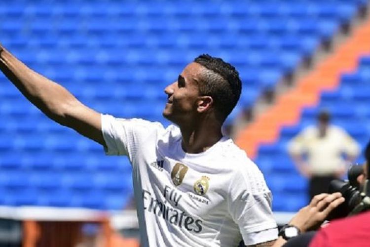 Pemain baru Real Madrid, Danilo.