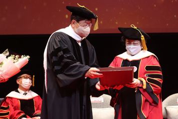 Megawati Terima Gelar Profesor Kehormatan Seoul Institute of the Arts Korea Selatan 