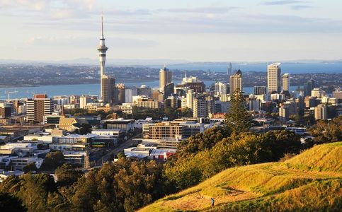 Foreign Tourists Begin Arriving in New Zealand after Covid Restrictions Lifted