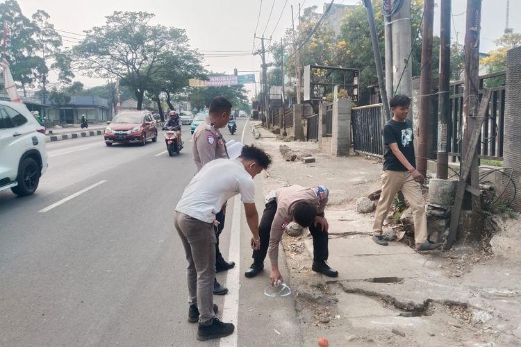 Pengemudi Ojol Meninggal Usai Kecelakaan Tunggal di Gunung Putri Bogor