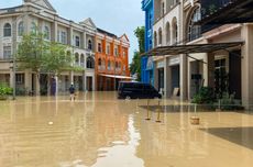 Mobilnya Terendam Banjir di Grand Galaxy City, Pemilik Ruko: Kaget Bisa Separah Ini