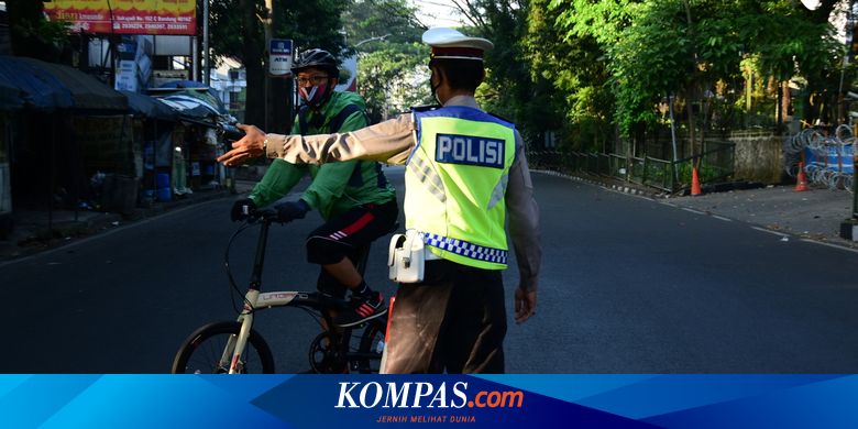 Hari Kedua PPKM Darurat, Polisi Putar Balik Pesepeda di Kota Bandung - Vimarsana News