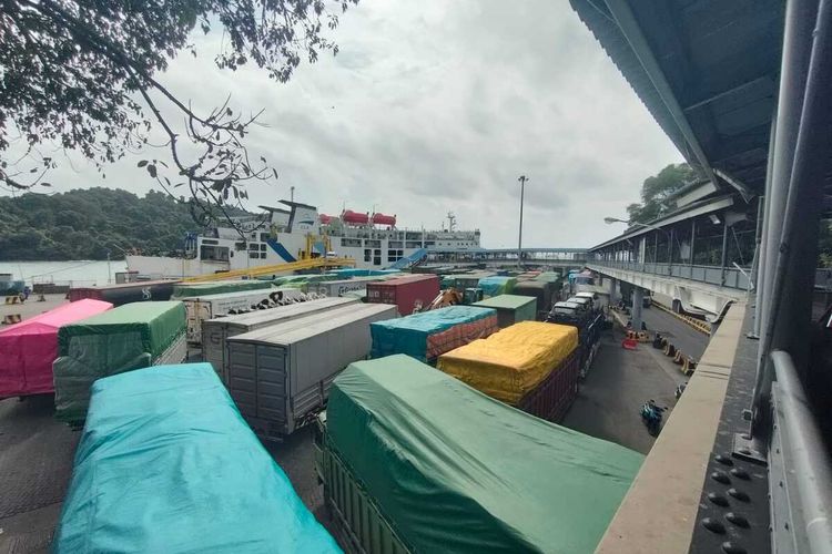 Arus Mudik di Pelabuhan Merak-Ciwandan Mulai Terasa pada H-7 Lebaran 2026