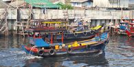 Cara Licik Pabrik-pabrik Buang Limbah di Teluk Jakarta