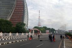 Demo Tolak Kenaikan Harga BBM oleh Mahasiswa Lumpuhkan Jalan di Kota Makassar