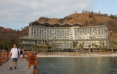 Ayana Komodo Resort, dari Flores Menyapa Turis Dunia Halaman all ...