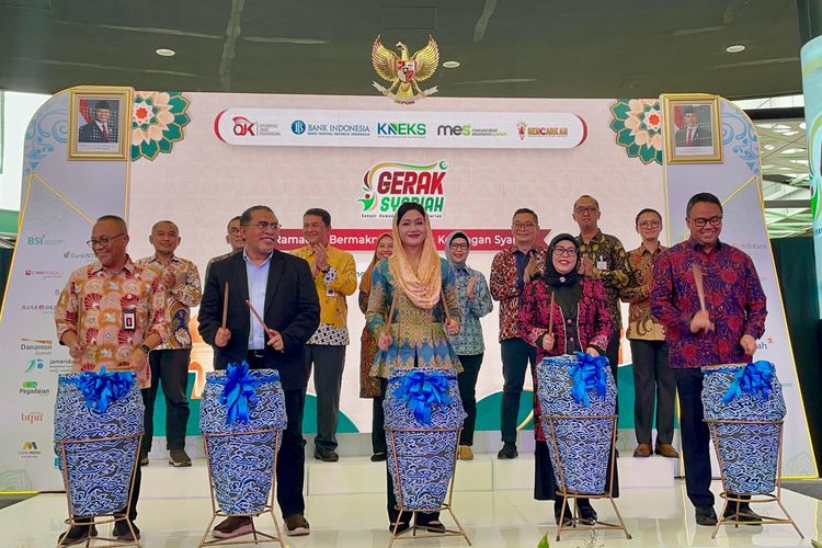 Askrindo Syariah berpartisipasi dalam acara Gebyar Ramadan Keuangan (GERAK) Syariah Tahun 2025 serta Syariah Financial Fair (SYAFIF) di Tangerang. Acara ini berlangsung di AEON Mall BSD City, Kabupaten Tangerang, Banten pada Sabtu (22/2/2025) hingga Minggu (23/2/2025). DOK. Askrindo Syariah