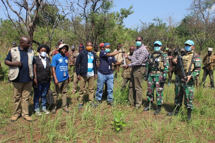 Satuan tugas (Satgas) TNI Kontingen Garuda (Konga) XXXIX-B Rapid Deployable Battalion (RDB) Monusco berhasil mengakhiri pertikaian 3 suku di Desa Kashege, Kalemie, Provinsi Tanganyika, Republik Demokratik Kongo.