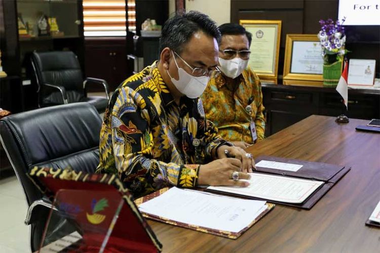 Direktur Jenderal Rehabilitasi Sosial Harry Hikmat melakukan penandatanganan RoD dengan KOICA. 