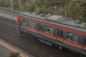 Gangguan KRL Rangkasbitung, Penumpang Diminta Cari Transportasi Lain