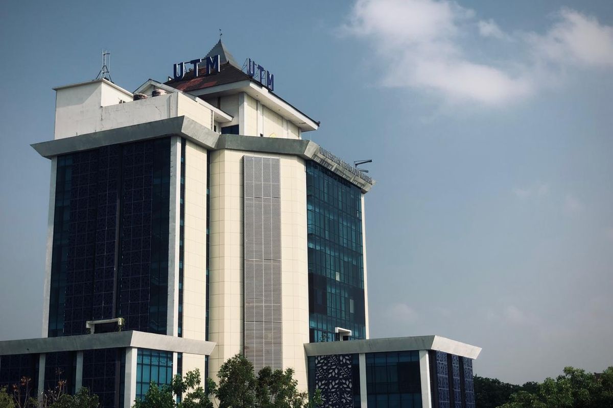 Gedung Rektorat Universitas Trunojoyo Madura