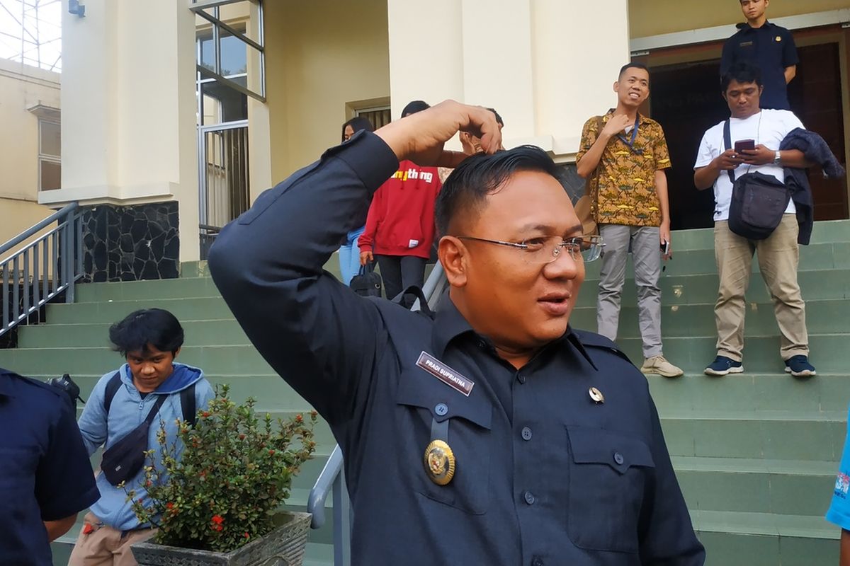 Wakil Wali Kota Depok, Pradi Supriatna ditemui wartawan di gedung DPRD Kota Depok, Jumat (21/2/2020).