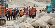 Ditemukan Lagi, Jumlah Korban Tewas Longsor Gunung Kuda Jadi 19 Orang