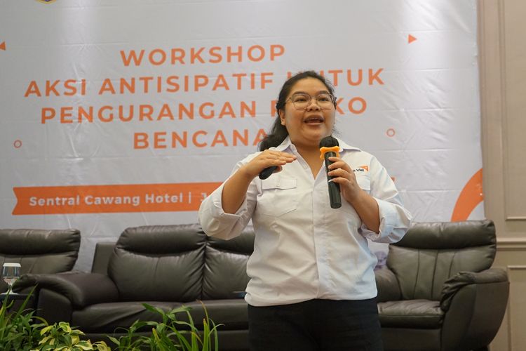 Anticipation Project Team Leader Wahana Visi Indonesia (WVI) Maria Natalia Pratiwi dalam workshop Aksi Antisipatif untuk Pengurangan Risiko Bencana, di Cawang, Jakarta Timur, Jumat (20/10/2023).