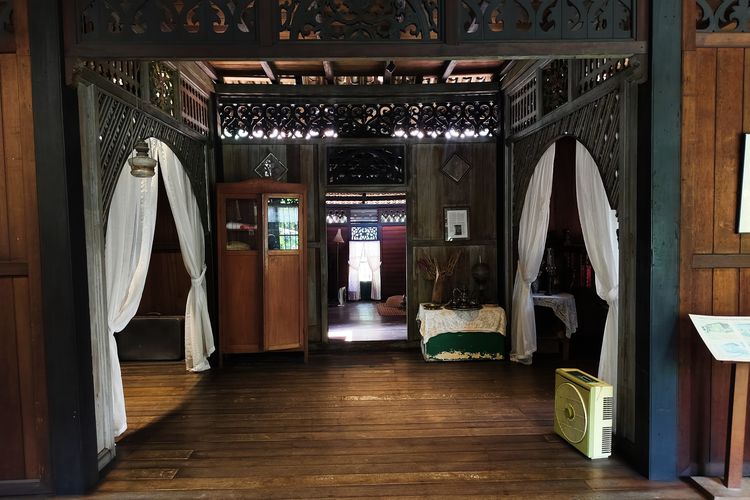 Ilustrasi rumah tradisional Malaysia, Rumah Penghulu Abu Seman, Kuala Lumpur, Malaysia, Selasa (30/9/2025). 