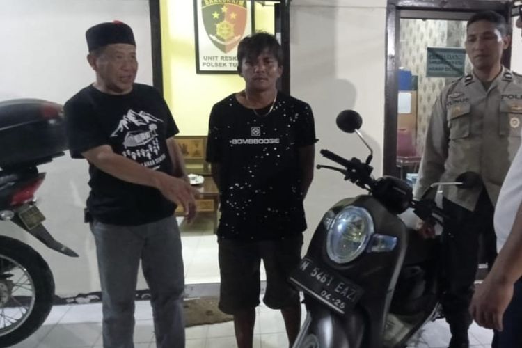Pelaku berinisial S (35) warga Desa Urek-urek, Kecamatan Gondanglegi diamankan Polsek Turen karena ketahuan melakukan aksi curanmor saat gelaran Karnaval di Desa Jeru Kecamatan Turen.