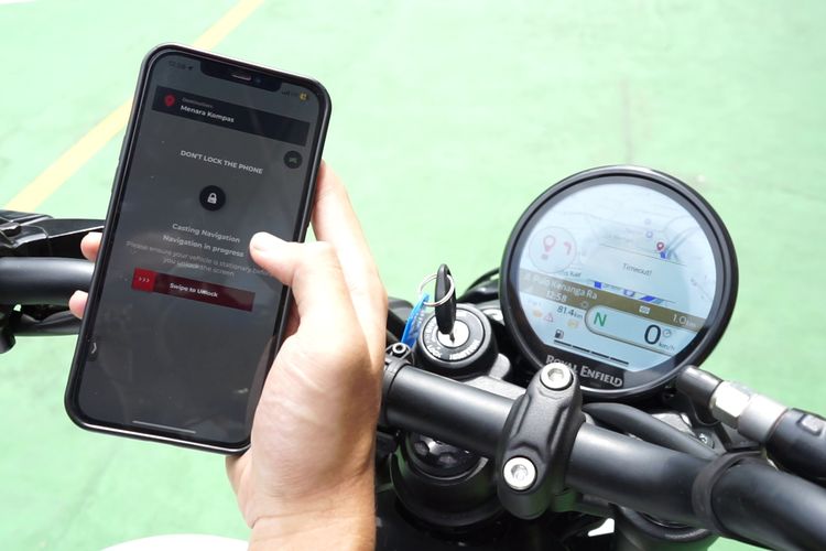 Fitur Tripper di Royal Enfield Guerrilla 450