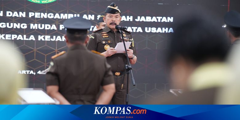 Jaksa Agung Lantik 4 Kajati dan 3 Direktur Baru