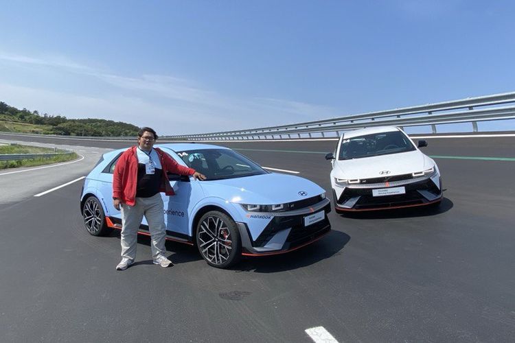 Mengetes langsung Hyundai Ioniq 5 N di Taean Driving Experience, Korea Selatan, Jumat (20/5/2024).