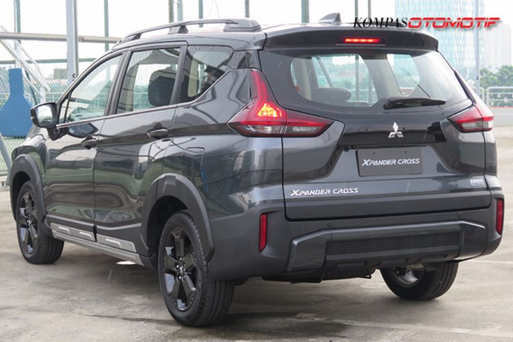 Mitsubishi Xpander Cross Rockford Fosgate Black Edition 2021