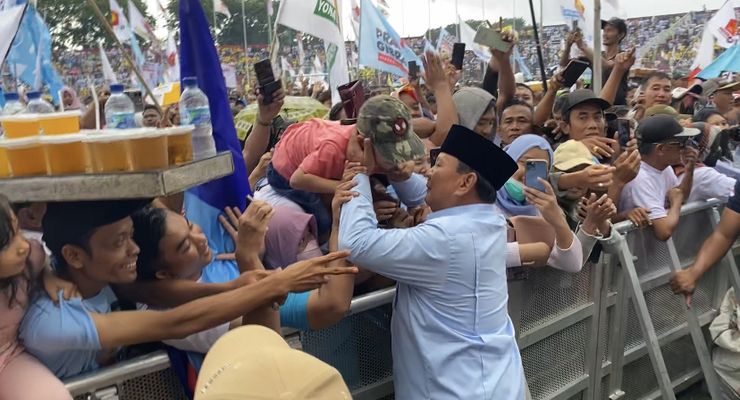Kampanye di Sidoarjo, Prabowo Klaim Didukung Gus Dur dalam Pilpres 2024