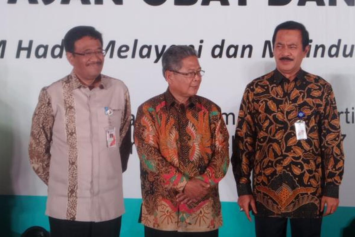 Wakil Gubernur DKI Jakarta Djarot Saiful Hidayat saat menghadiri BPOMs Award. Pemprov DKI mendapat pemghargaan sebagai provinsi  dengan komitmen dan pengawasan  obat dan makanan melalui penertiban apotek rakyat, Selasa (28/2/2017)