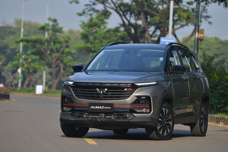 Wuling Almaz RS