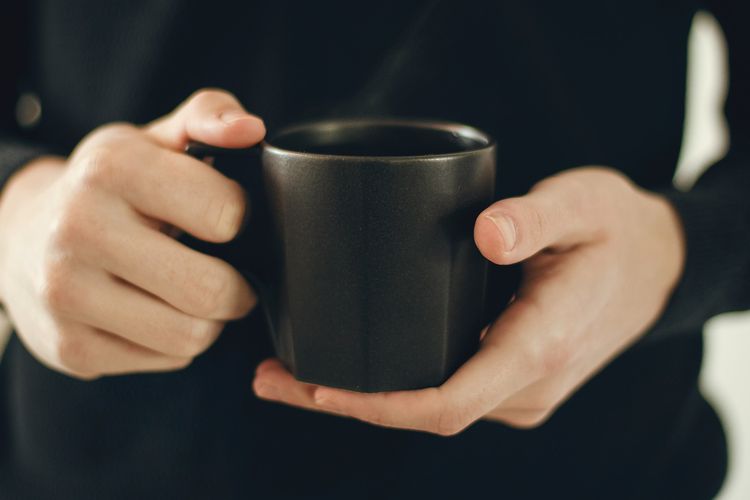 Lebih sehat mana antara kopi hitam dan teh hitam?
