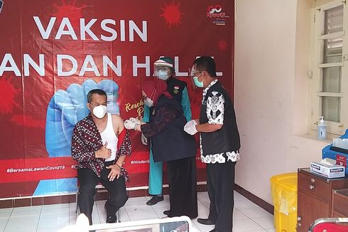 Divaksin Covid-19, Bupati Wonogiri: Rasanya Seperti Digigit Semut Rangrang