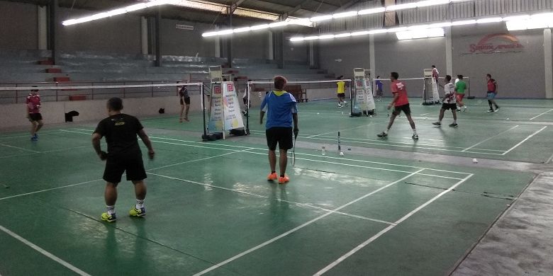 Para atlet bulu tangkis Indonesia untuk ajang Asian Para Games 2018 sedang melakukan latihan di GOR Sritex, Solo, pada Jumat (28/9/2018).