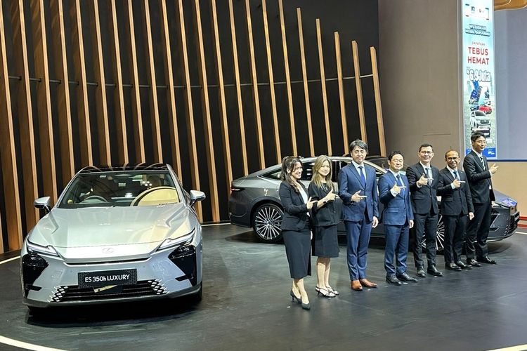 Lexus Fokus Pengalaman: Strategi Sukses di Pasar Premium