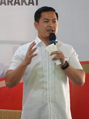Artis peran sekaligus anggota DPR RI Tommy Kurniawan.