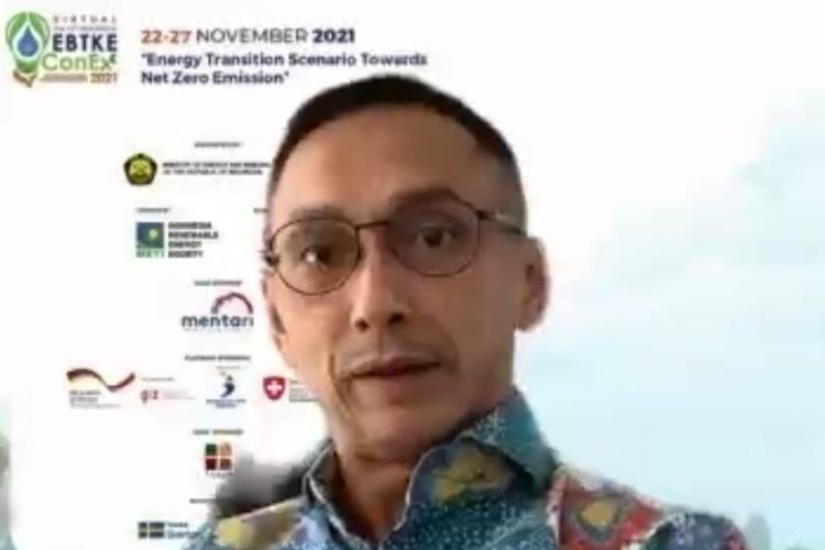 Kadin, menurut Ketua Komite Tetap Energi Baru Terbarukan (EBT) Muhammad Yusrizki, Rabu (23/11/2021), mewujudkan Net Zero Emissions (NZE) melalui Net Zero Hub (NZB) dan Net Zero Chain (NZC) bagi sektor swasta di Indonesia.
