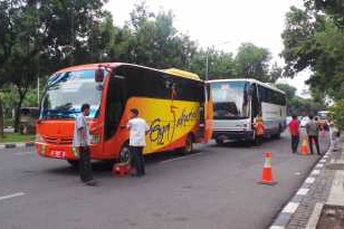 Bus jemputan 