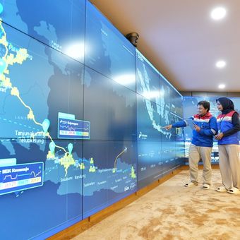 Ilustrasi digitalisasi jaringan pipa gas bumi. 