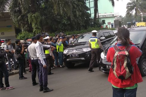 Ganjil Genap Tak Berlaku untuk Kendaraan Dinas Pejabat Berpelat 