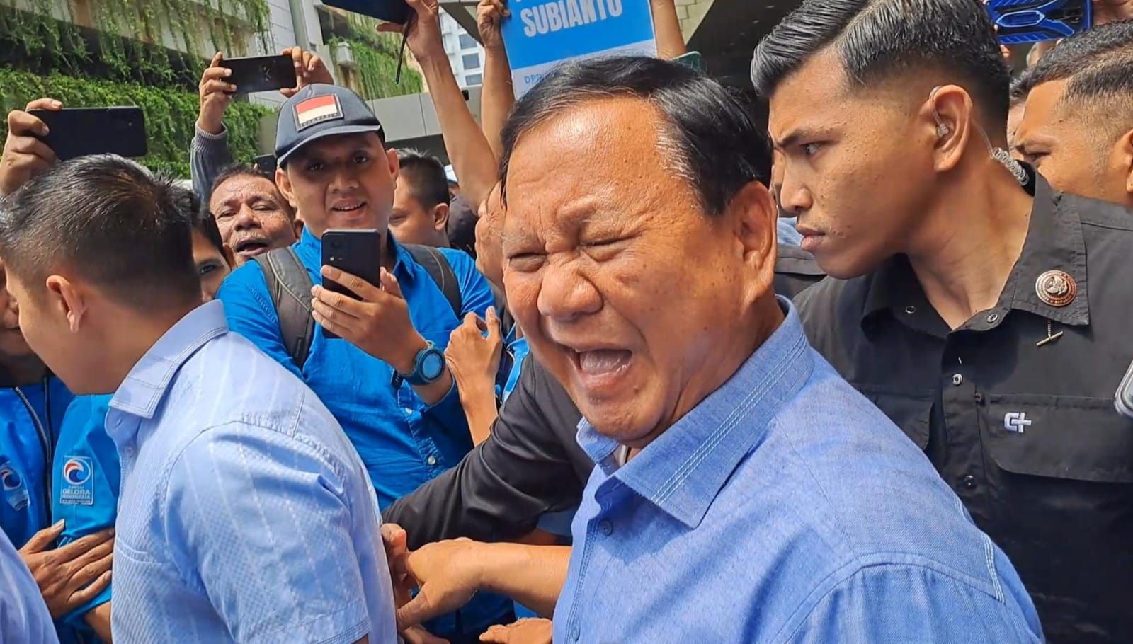 Prabowo Tertawa Dengar Kabar Anies-Cak Imin Deklarasi Hari Ini