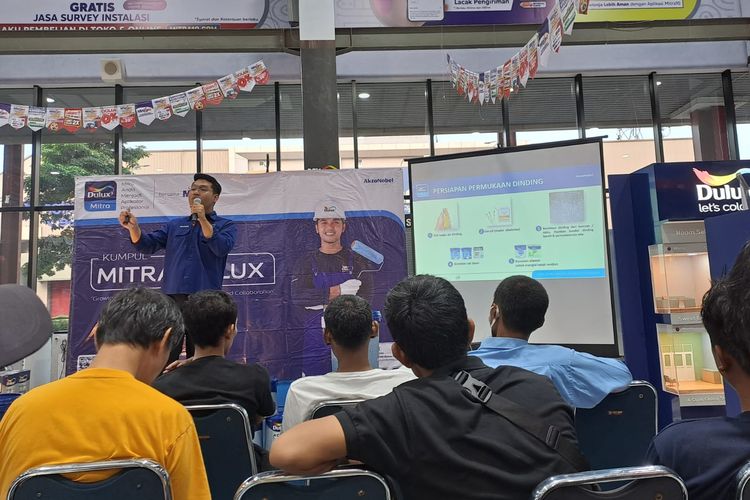 Sharing session yang dilakukan saat Kumpul Mitra Dulux, Senin (19/8/2024).