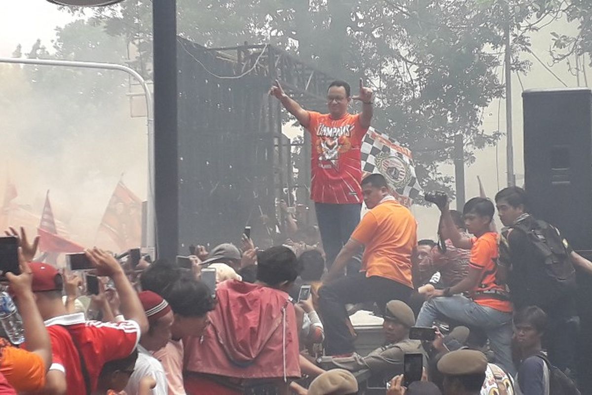 Gubernur DKI Jakarta Anies Baswedan menyambut tim Persija di Balai Kota Jakarta Pusat pada Sabtu (15/12/2018).