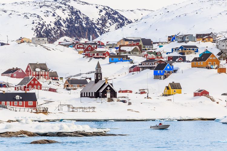 Ilustrasi Greenland. Polusi nanoplastik untuk pertama kalinya ditemukan di kutub Bumi. Nanoplastik, partikel plastik yang jauh lebih kecil dari mikroplastik, dan lebih berbahaya.