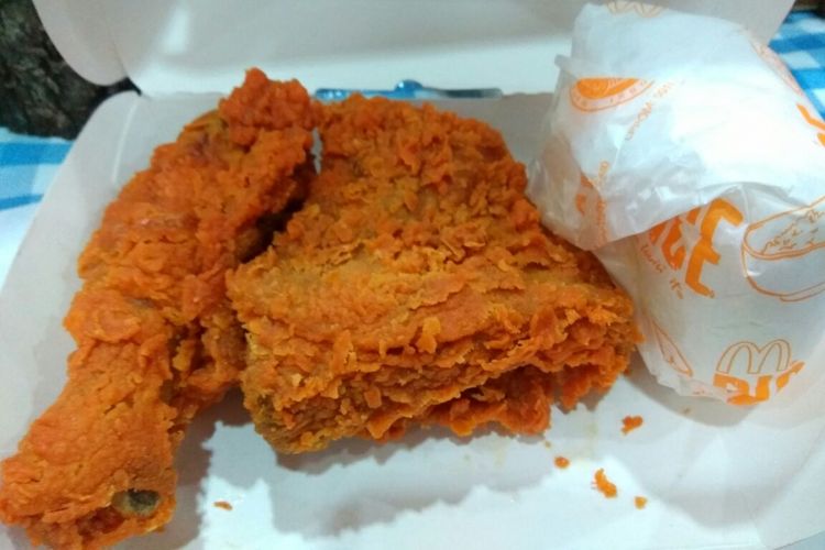 Gerai cepat saji Mcdonalds merilis makanan baru yaitu chicken spicy.