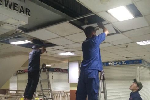 Plafon Pusat Grosir Metro Tanah Abang Rembes, Pengelola: Konektor Pipa AC Ada yang Pecah