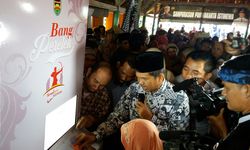 Wow...di Purwakarta Tersebar “ATM Beras” 
