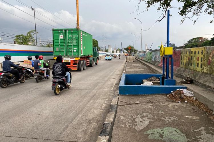 Banjir rob di Jalan RE Martadinata, Jakarta Utara pada Kamis (22/12/2022) sudah surut. BPBD mengatakan, banjir setinggi 10-15 sentimeter sempat merendam ruas jalan tersebut.